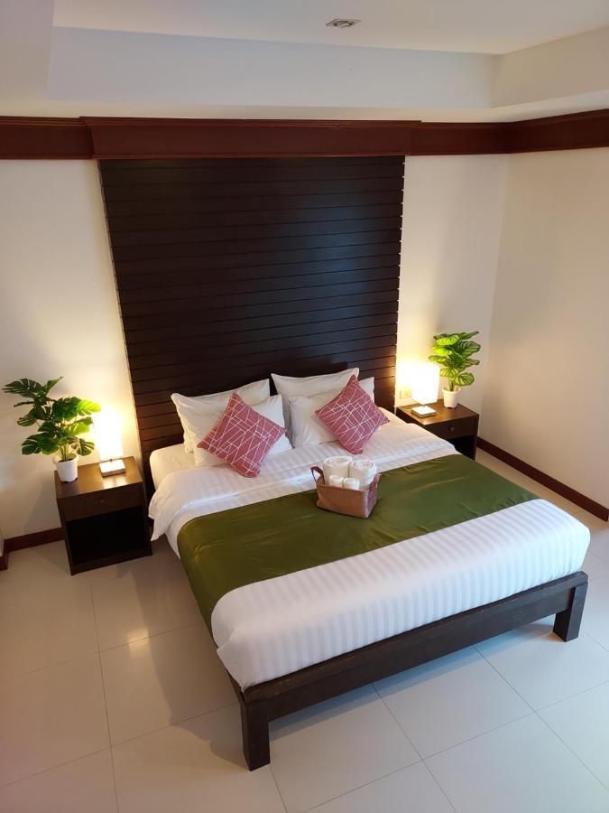 Aromdee At Naithon Beach Exterior foto